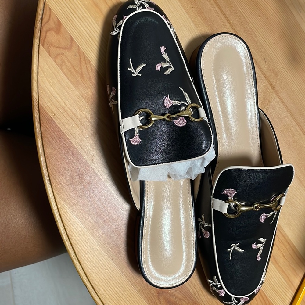 Mules black